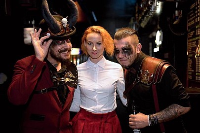 Vycházková hůl v jiném světě