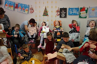 Ježíšek pro děti z domova