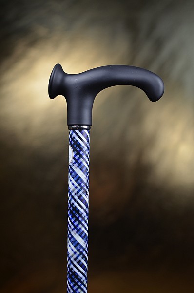 Vycházková hůl ergonomická Gastrock kostkovaná