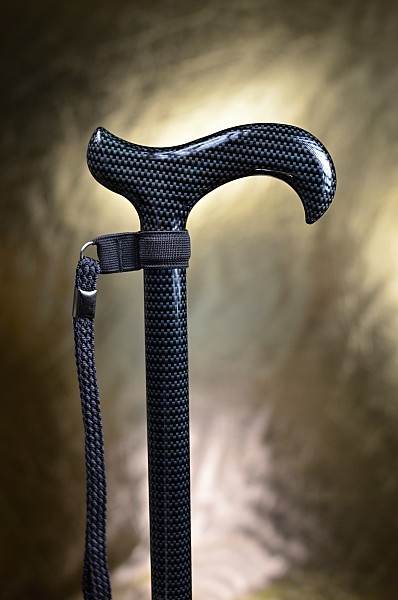 Vycházková hůl s nastavitelnou délkou karbon efekt