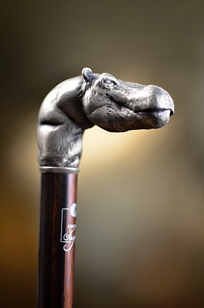 Vycházková hůl Fayet hroch bronze