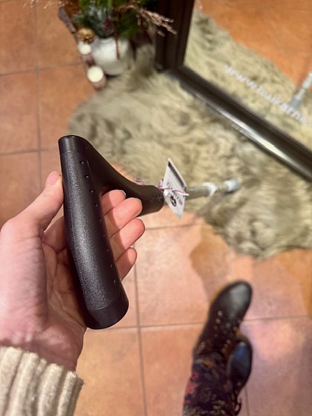 Levná vycházková hůl nastavitelná Lyra 2