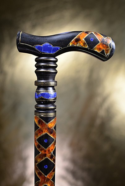 Vycházková hůl ebenová – Lapis & Amber Inlay (ruční intarzie)
