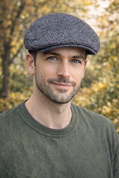 Bekovka pánská šedá golfka s klapkami na uši