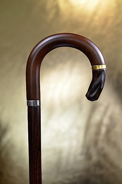 Vycházková hůl dřevěná s kulatou rukojetí Indian