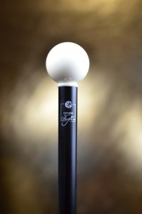 Vycházková hůl Fayet bílá koule