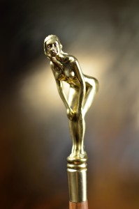 Sběratelská vycházková hůl s čepelí Nahotina 1