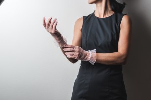 Dámské textilní rukavice s volánkem růžové