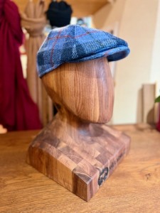 Pánská bekovka modrá Harris Tweed