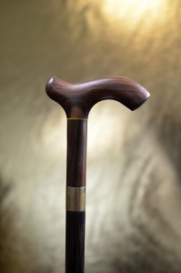 Vycházková hůl Palisandr s čepelí