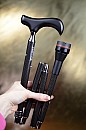 Vycházková hůl skládací Physio Carbon (84-94 cm)